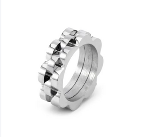 Zigzag Ring + High Quality Chain With Free Delivery